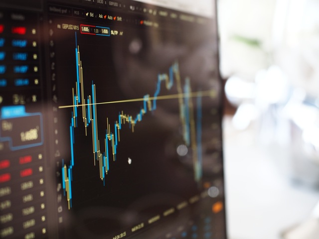 How To Support Data-Driven Decision Making In Your Organization 10 Pexels photo 159888